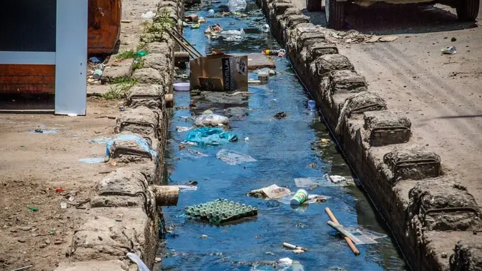  Escassez da cobertura de esgoto em Feira de Santana e a urgência de saneamento digno