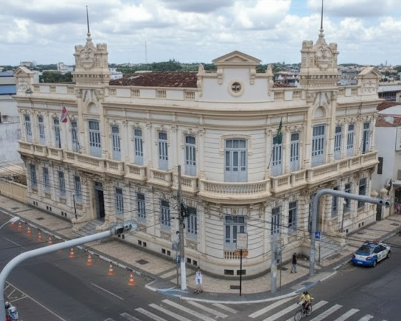 Órgãos da Prefeitura de Feira de Santana fecharão nesta quarta-feira (31)