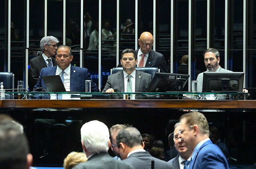 Senado aprova PL da Dosimetria que reduz penas de condenados pelo 8 de Janeiro e segue para sanção presidencial