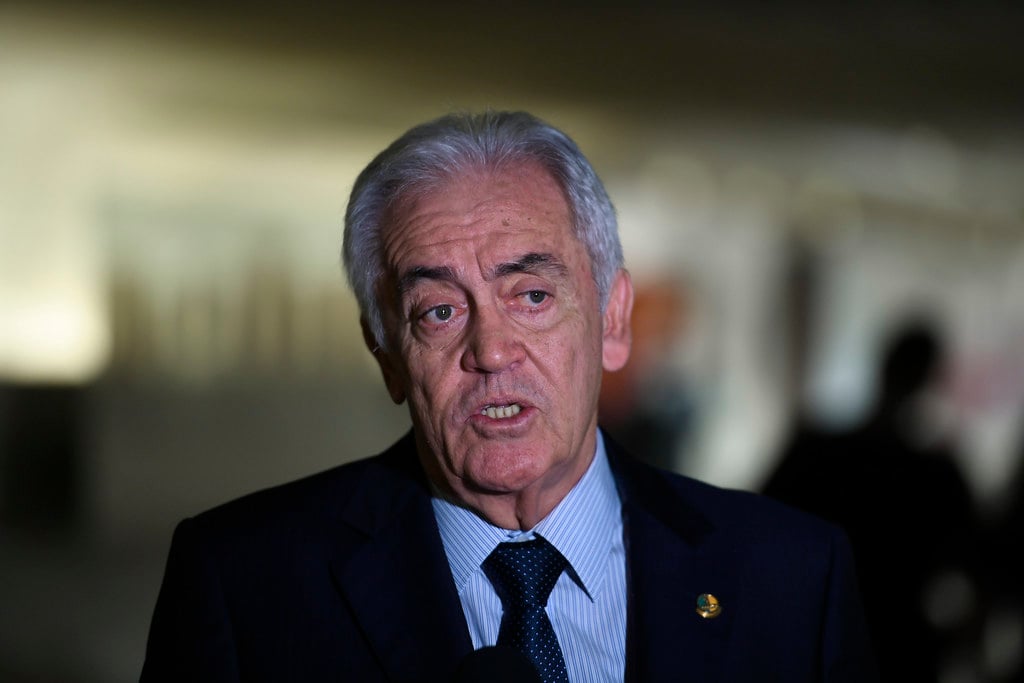 Coronel e o PT (cap. IV): Guerra fratricida à vista, no grupo de Jerônimo, com autorizo de Otto à candidatura 