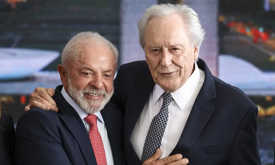 Lewandowski entrega carta de demissão a Lula; ministro da Justiça alegou motivos pessoais