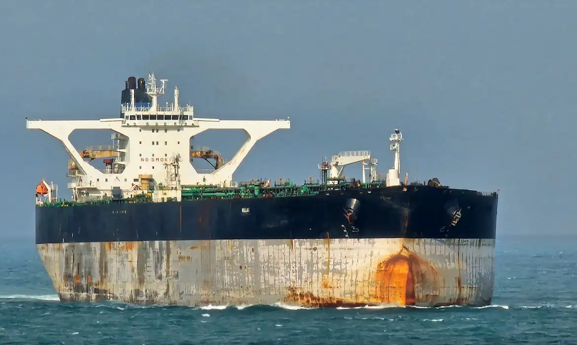 Navios que transportariam petróleo da Venezuela são apreendidos pelos Estados Unidos