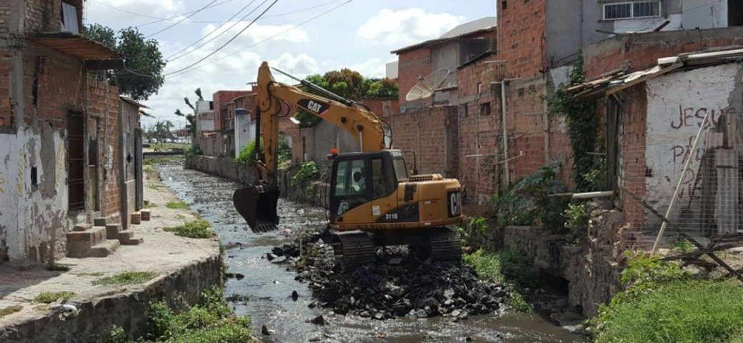 7,5% da população feirense reside em favelas