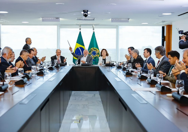 Lula anuncia mais R$ 20 bilhões para Minha Casa, Minha Vida e orçamento chega a R$ 200 bilhões em 2026