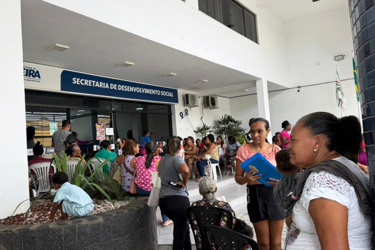 Mais de mil pessoas têm certidões atualizadas durante a ‘Semana do Registre-se’, em Feira de Santana