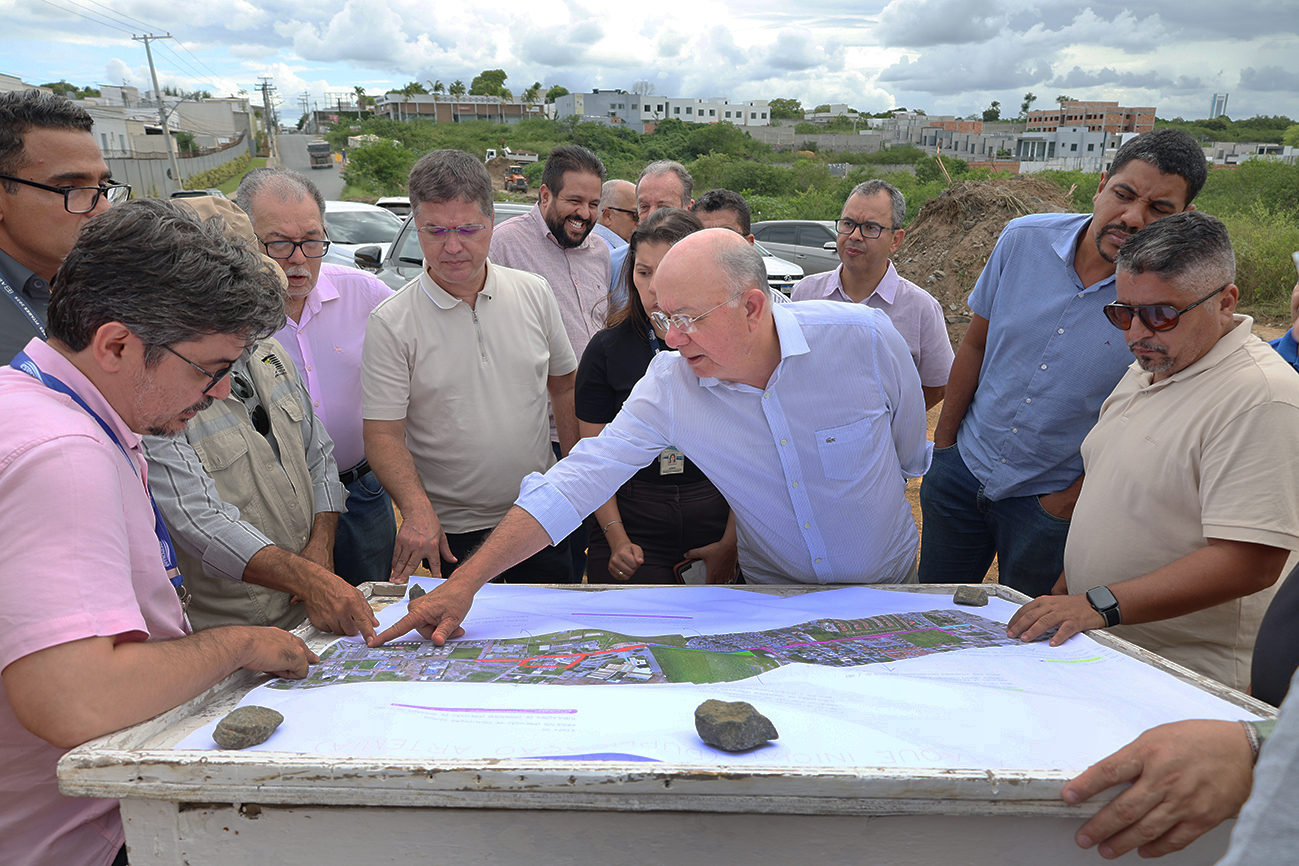 Zé Ronaldo visita obras de requalificação da Avenida Artêmia Pires e reforça integração dos serviços