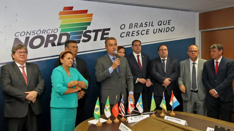 PGR pede que STF assuma investigação sobre compra de respiradores pelo Consórcio Nordeste