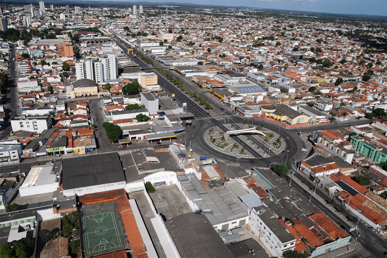 Prefeitura atualiza cadastro de cerca de 8 mil imóveis e corrige cobrança do IPTU em Feira de Santana