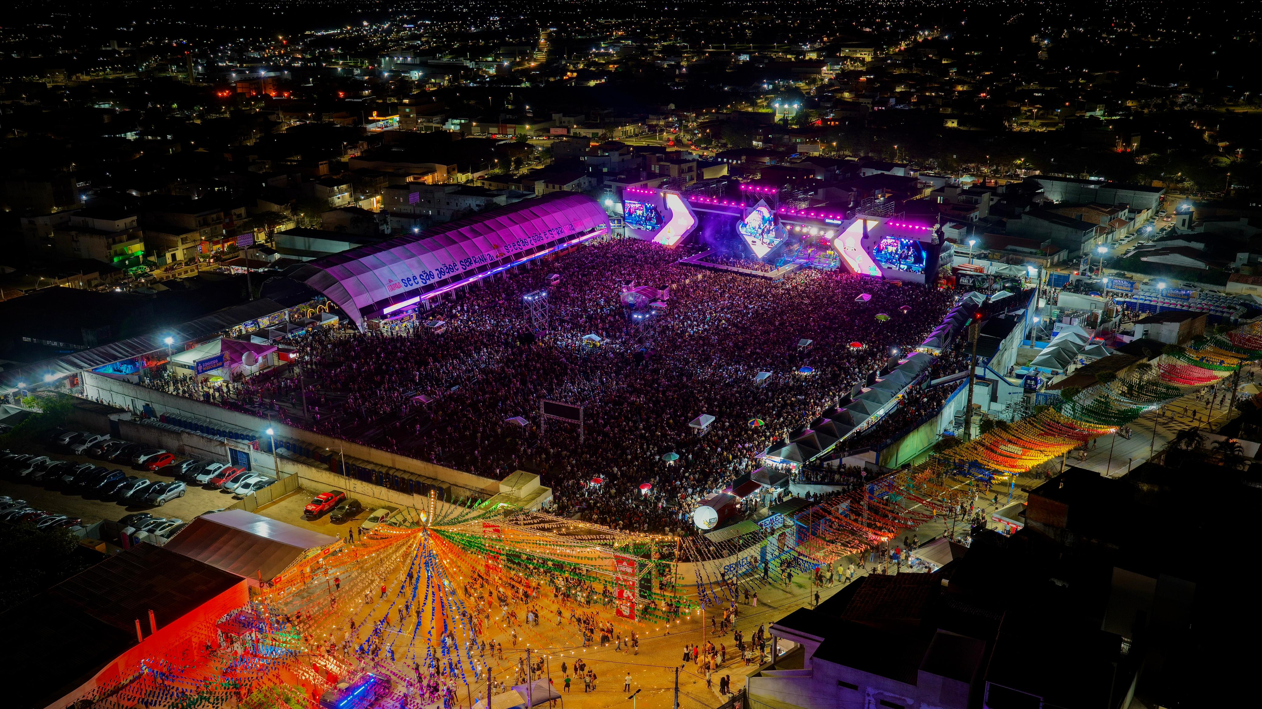 São João de Serrinha bate recorde de público e reúne quase 70 mil pessoas na terceira noite de festa