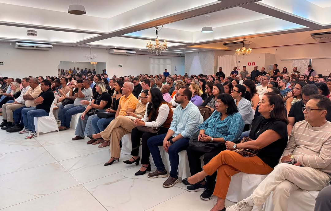 Ronaldo faz seu maior movimento, desde Fernando de Fabinho, para voltar a eleger um federal