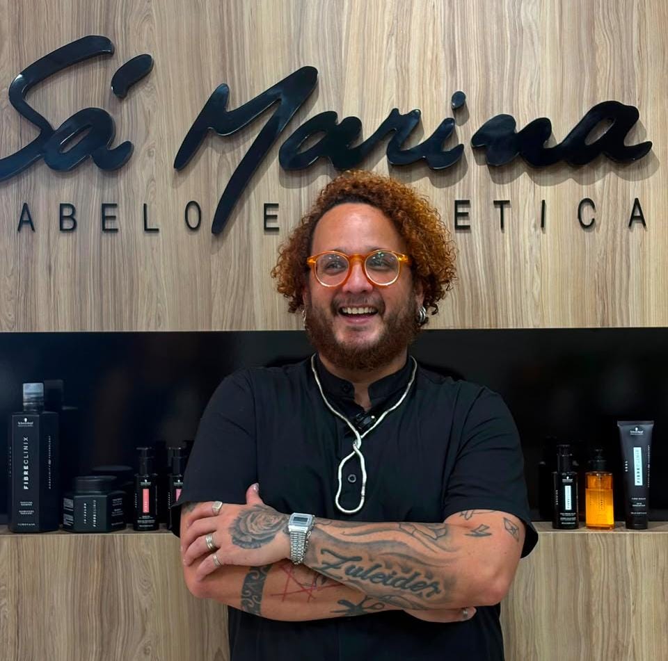 Salão de beleza baiano anuncia a chegada do beauty colorist e mestre dos ruivos Eduardo Azevedo